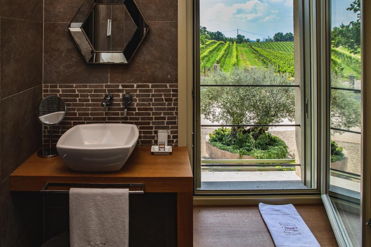 Prime Alture Wine Resort Casteggio Exterior photo